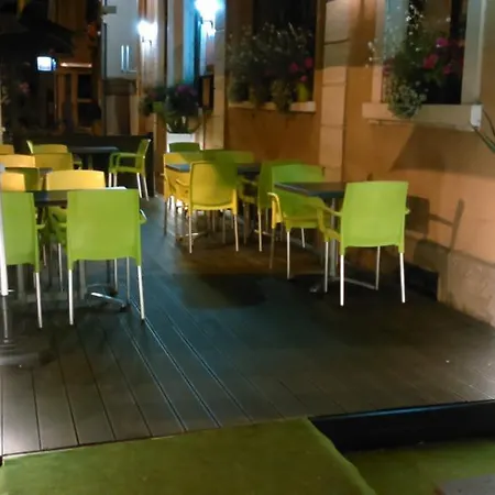 Au Cheval Blanc Hotel