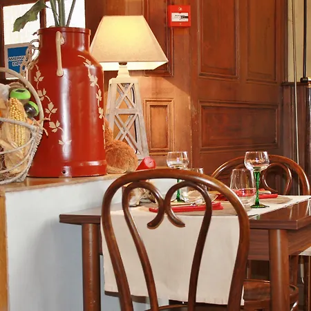 Au Cheval Blanc 3*